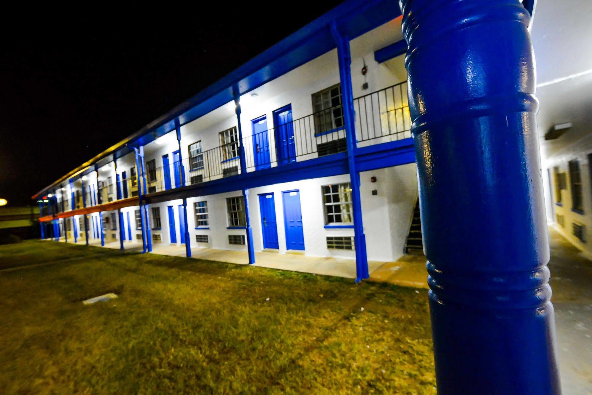 America'S Best Inn Montgomery モンゴメリー エクステリア 写真