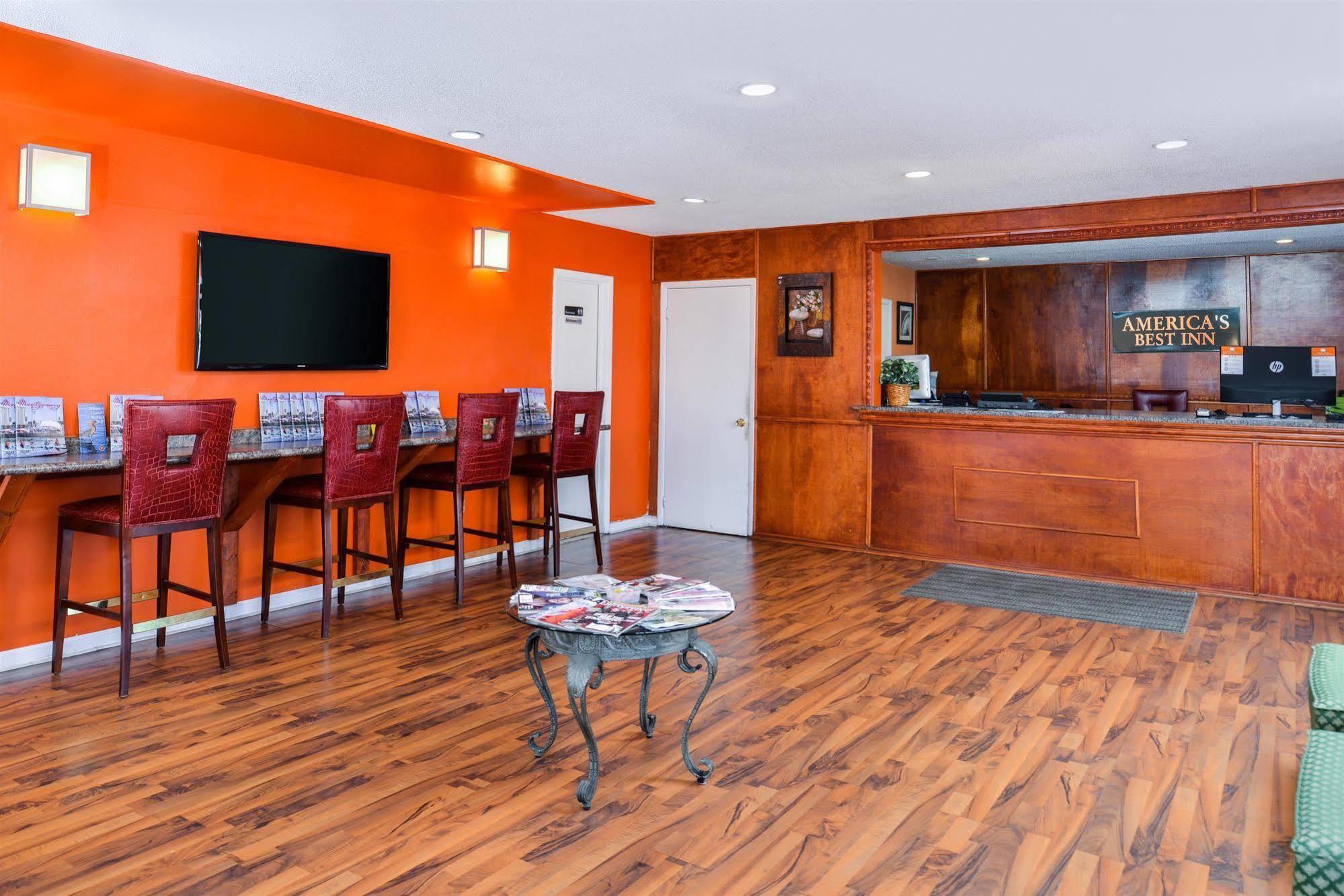 America'S Best Inn Montgomery モンゴメリー エクステリア 写真